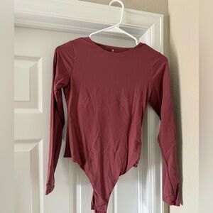 Women's Long Sleeve Magenta Top